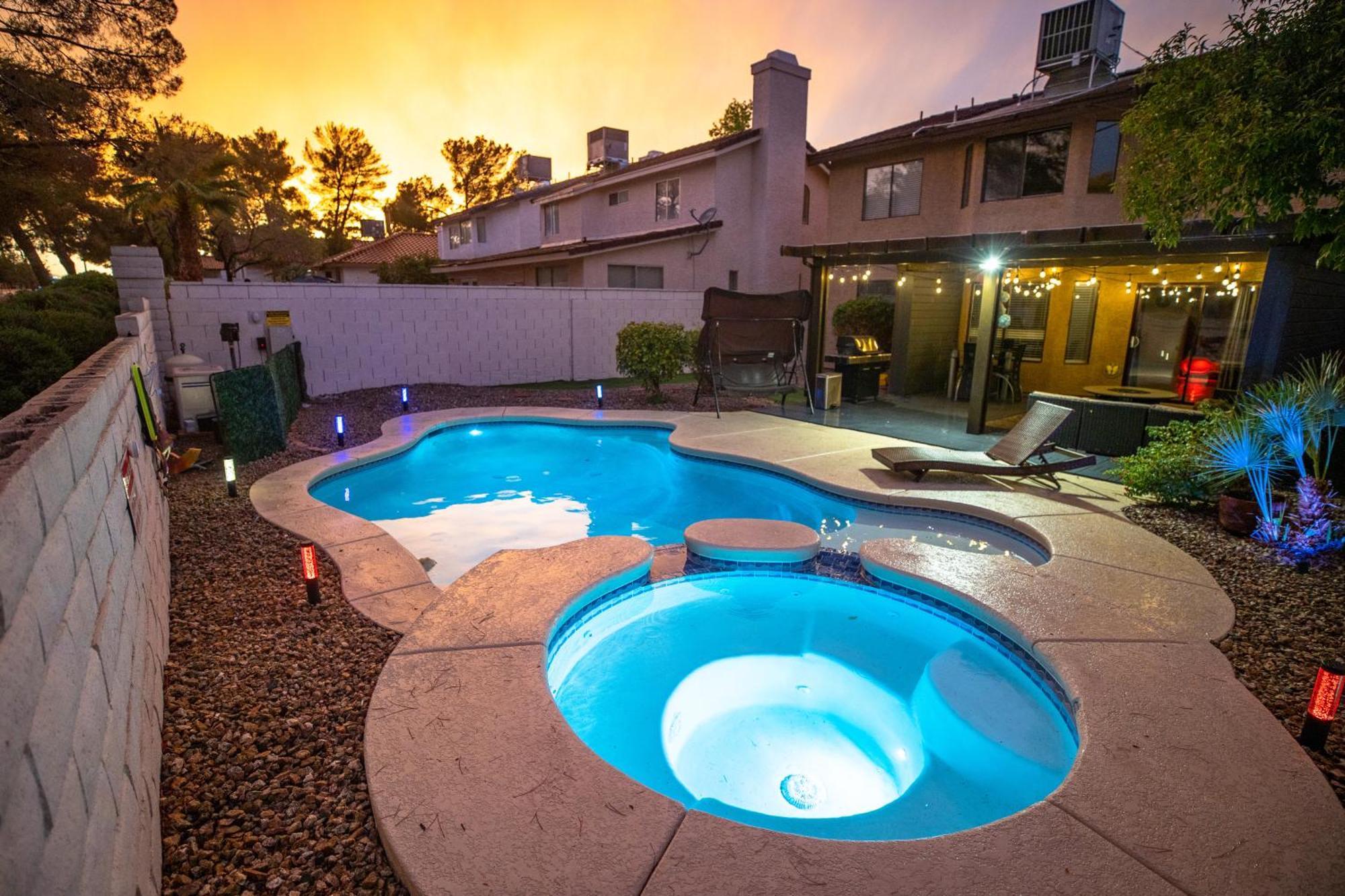 1800 Sqft House W/Heated Pool Spa 13Min From Strip Villa Las Vegas Esterno foto