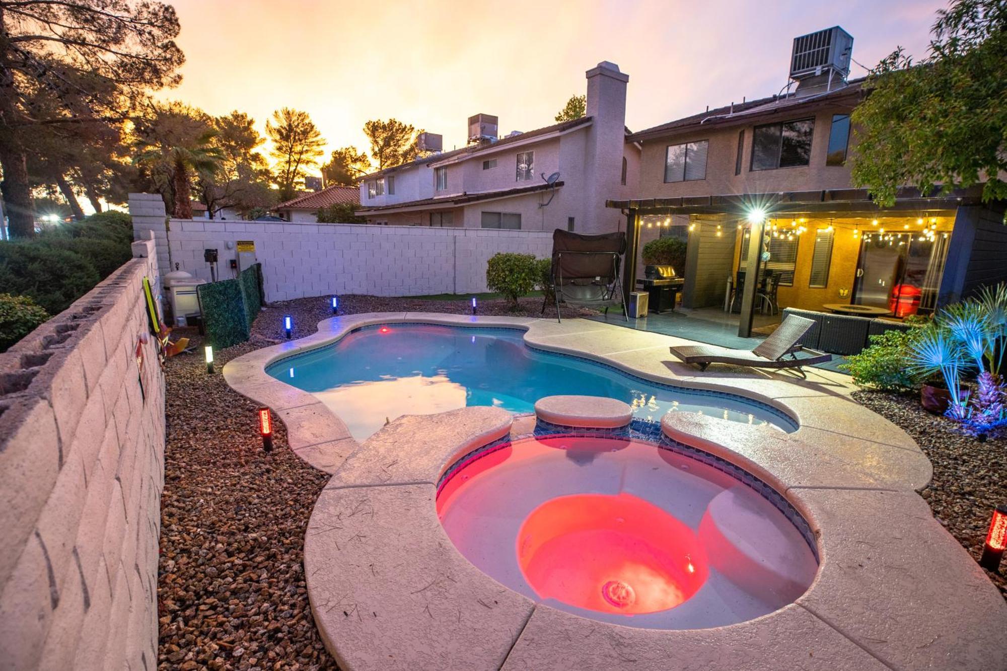 1800 Sqft House W/Heated Pool Spa 13Min From Strip Villa Las Vegas Esterno foto